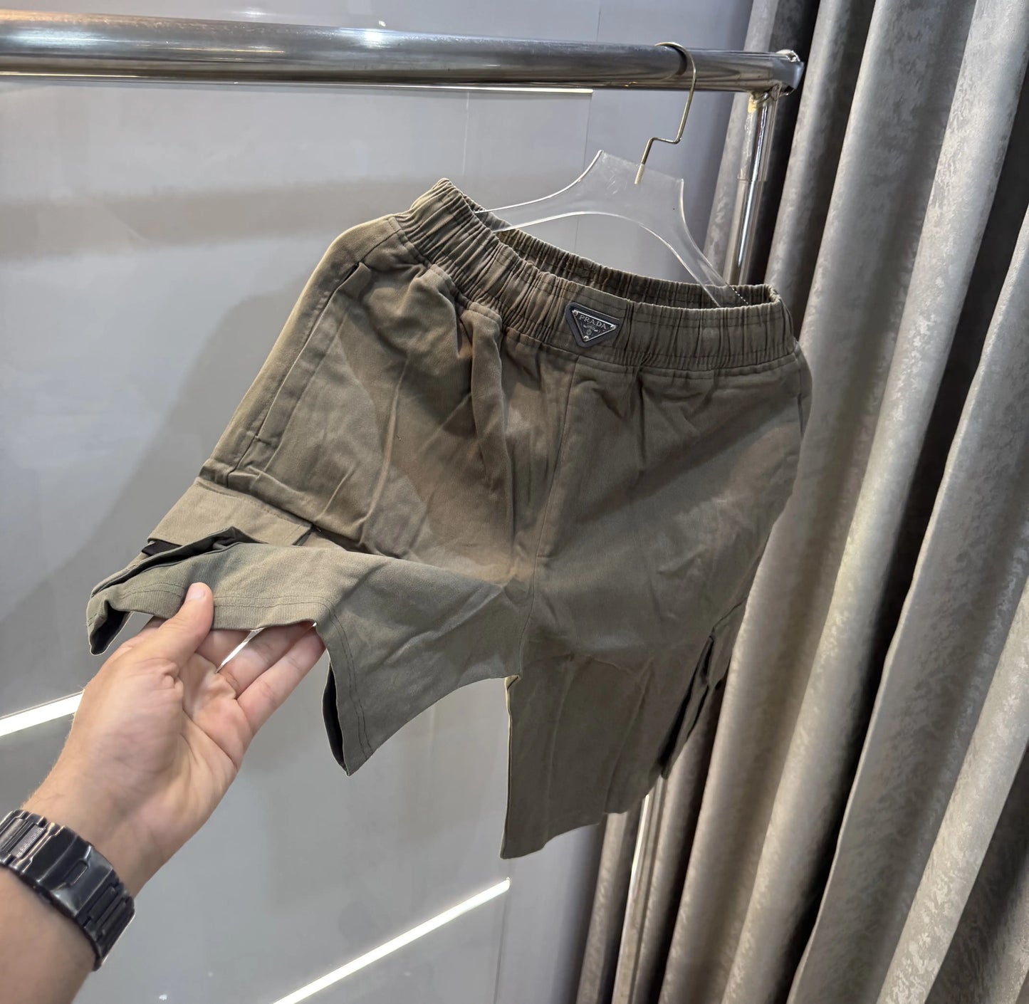 Prada Milano Olive Limited Edition Premium π©³Shorts
