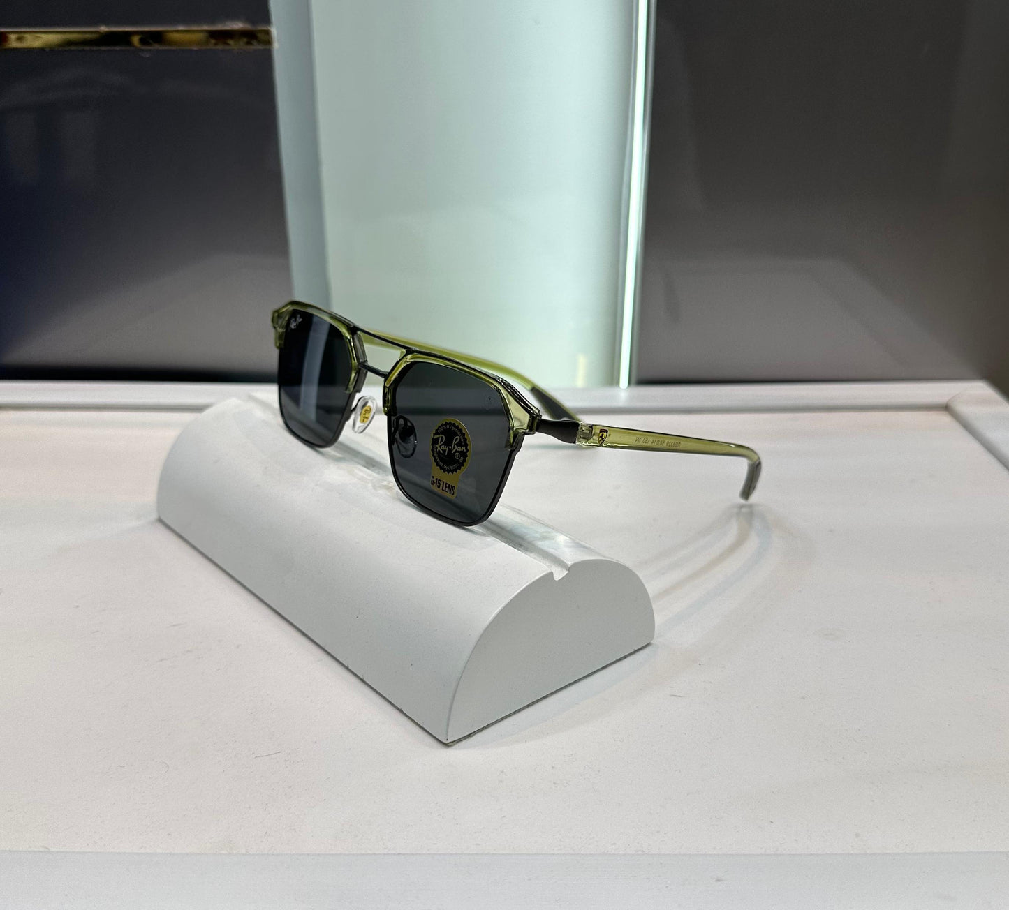 RB. 04 Aqua Luxury Shades