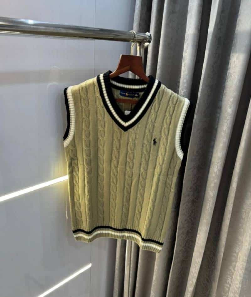 Ralp h Laure n Beige Premium Knitted Sleeveless Pull Over