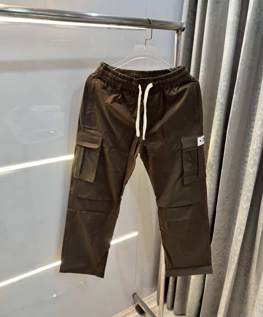 Tomm y Hilfige r Brown Premium Cargo Trackpant