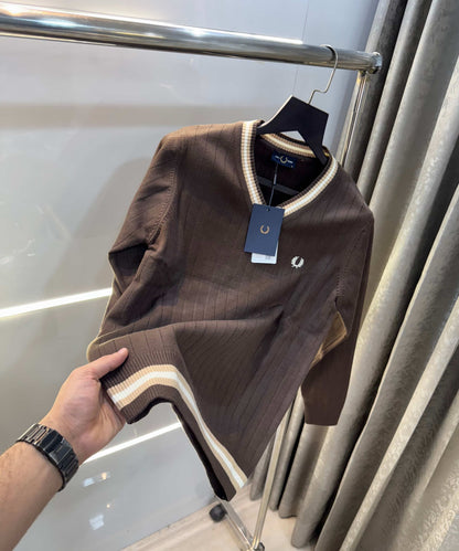 Fredperr y Brown Embroidery Logo Premium Knitted Pull Over