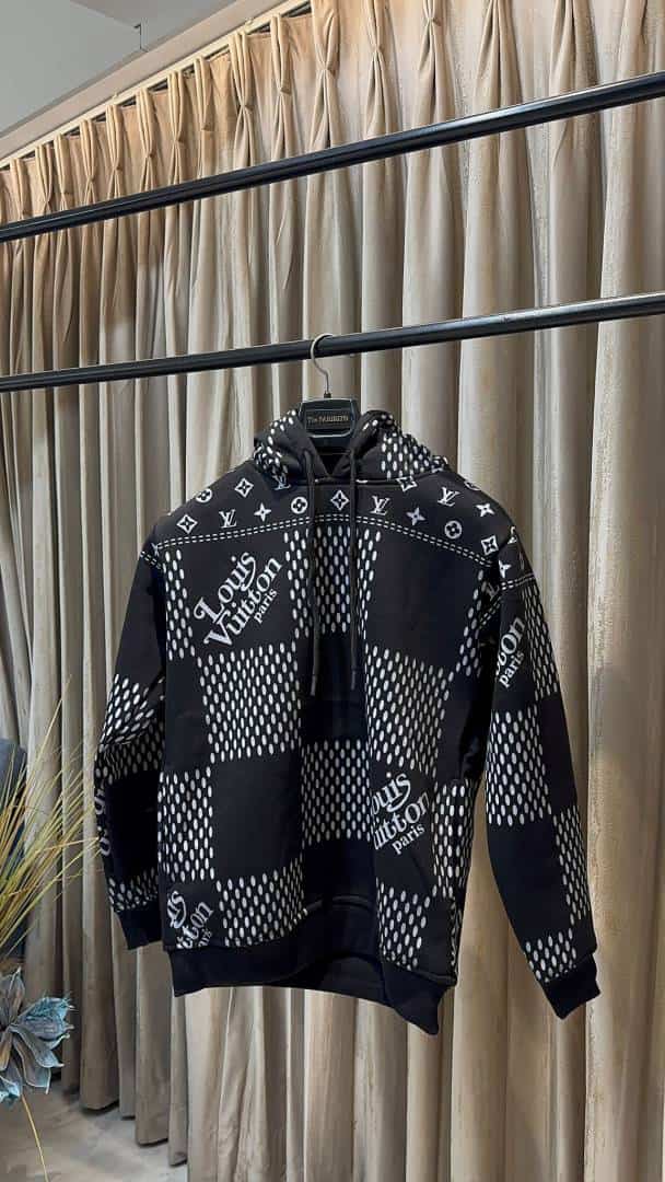 LOUIS VUITTO_N BLACK ULTRA PREMIUM HEAVY QUALITY WITH HIGH DEFINATION WORK &PRINTING