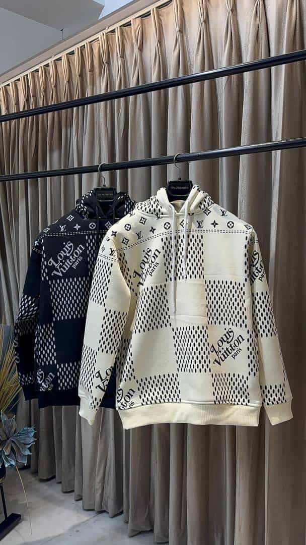 LOUIS VUITTO_N CREAM ULTRA PREMIUM HEAVY QUALITY WITH HIGH DEFINATION WORK &PRINTING