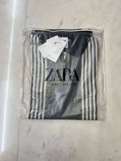 ZAR_A BLACK KNITTED POLO ZIPPER TSHIRT