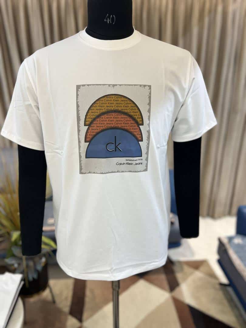 CALVIN KLEI_N WHITE COLOUR PREMIUM ROUND NECK TSHIRT