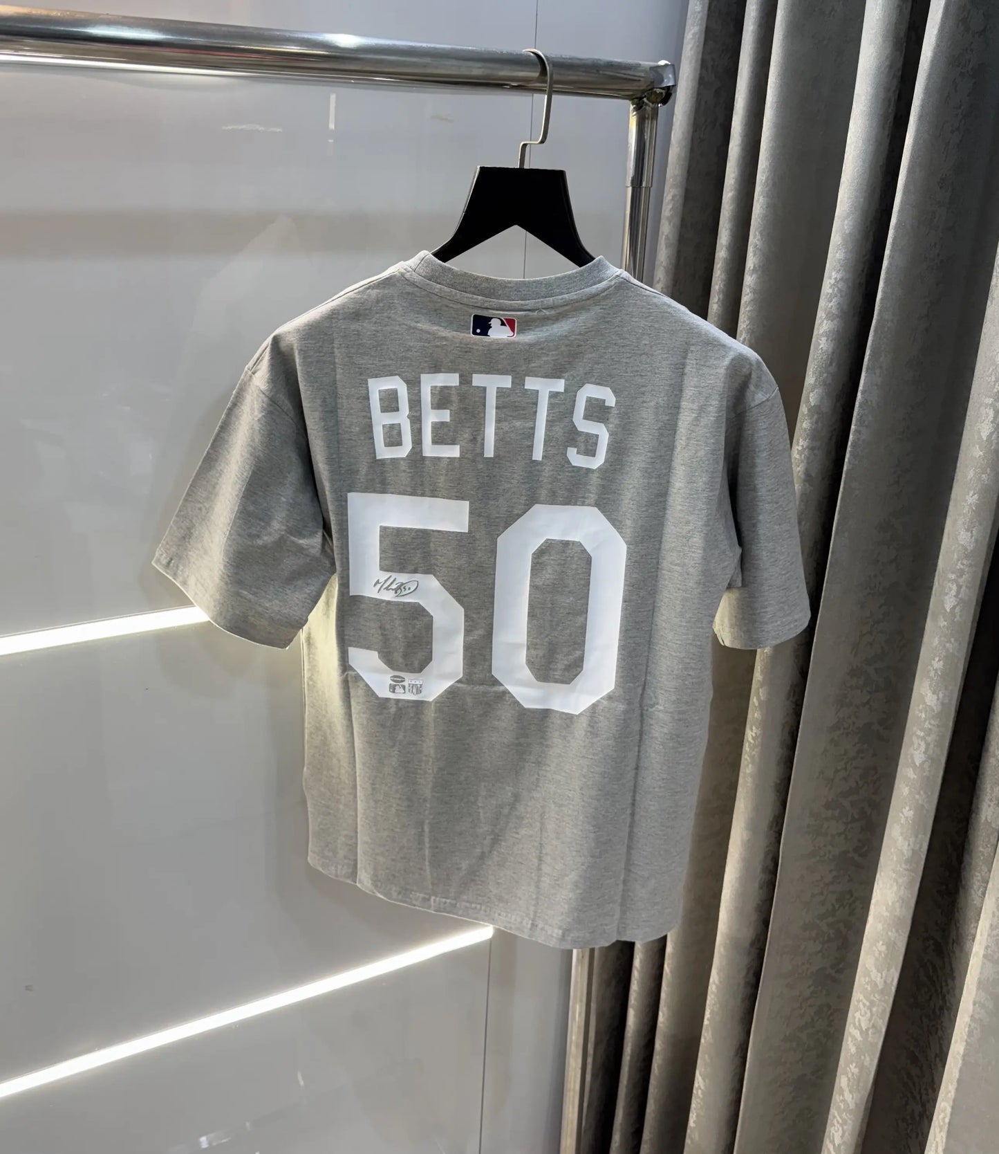 Nik e Grey Embroidery Logo Imported Oversized T-Shirt
