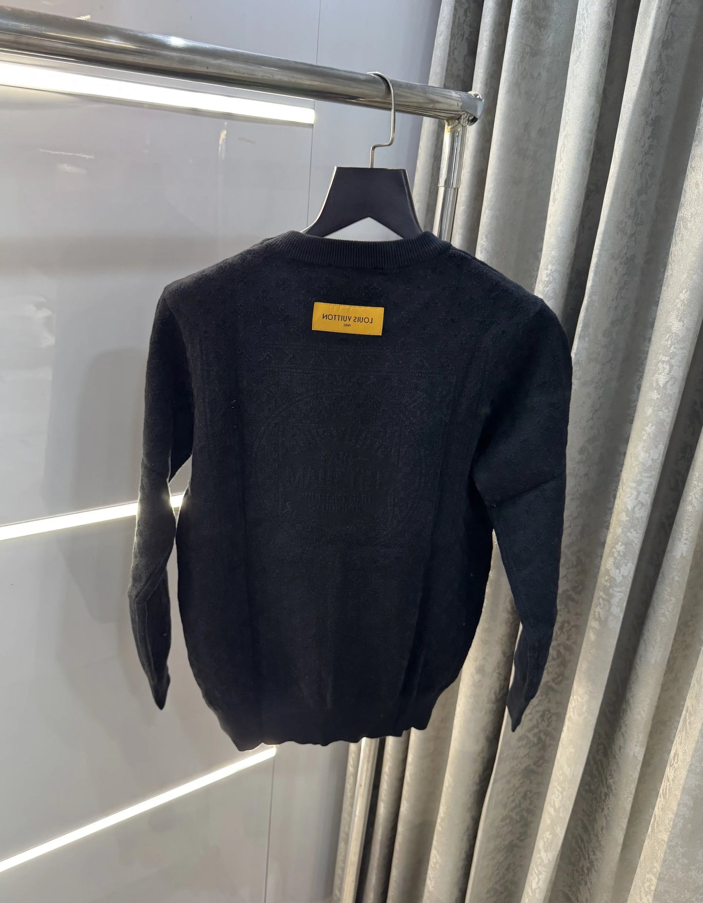 Louis  Vuitton Black Logo Work Imported Pull Over