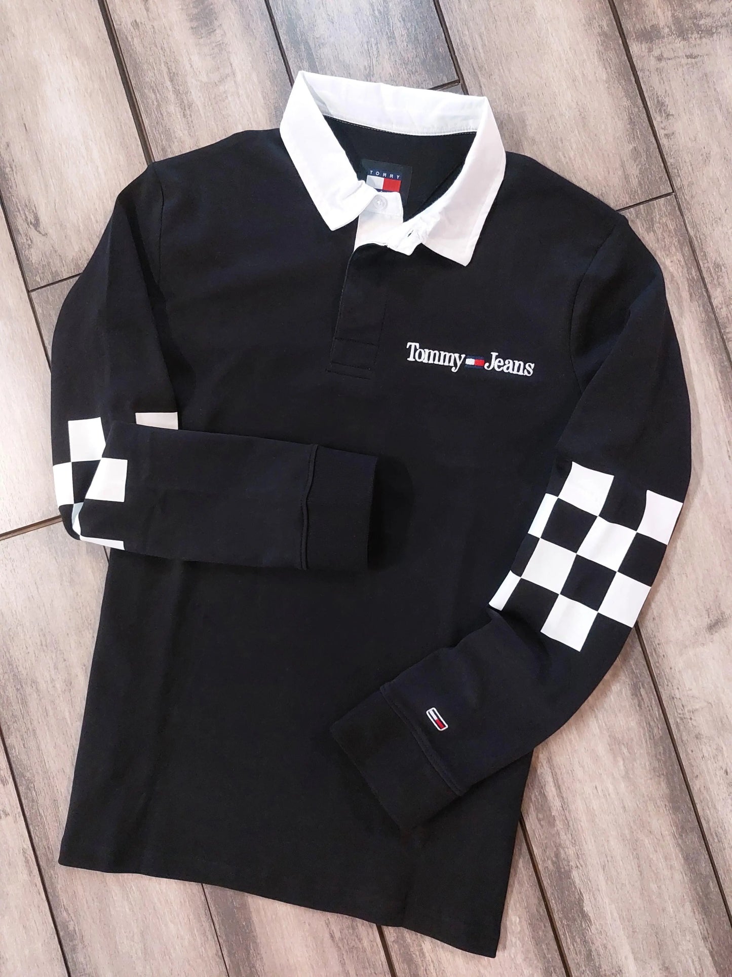 Tomm y Hilfiger Black Embroidery Logo Premium Full Sleeve Polo T-Shirt