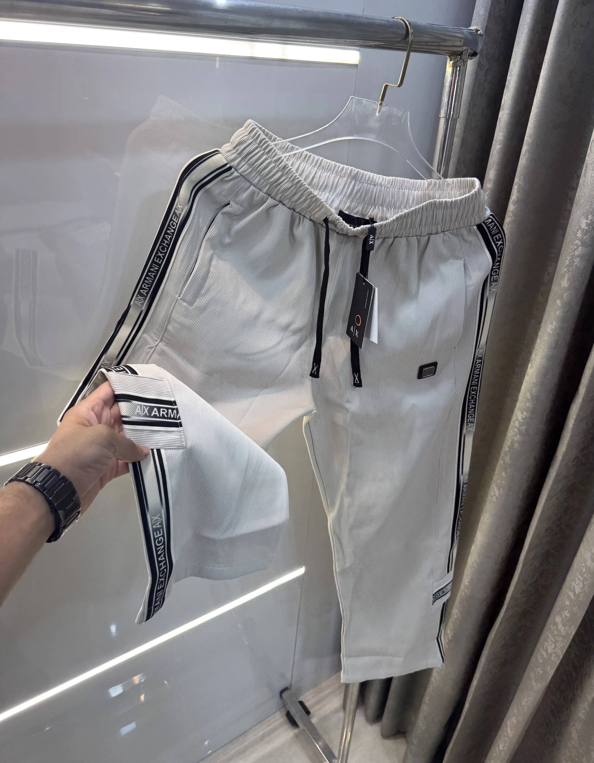 Arman i Exchange Cream Premium Trackpant