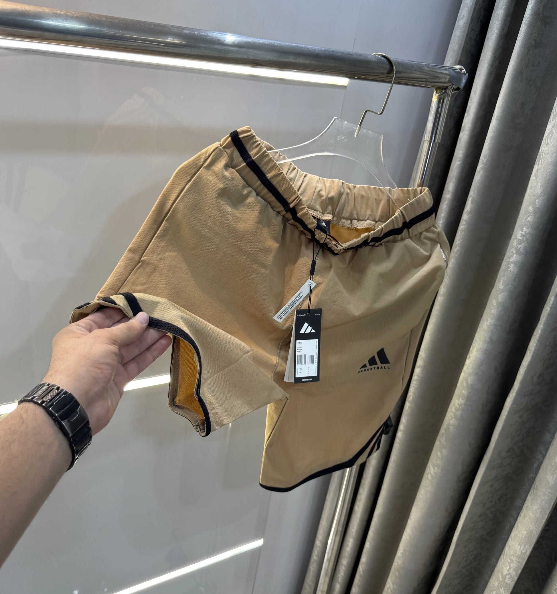 Adidas Beige Limited Edition Premium 🩳 Shorts
