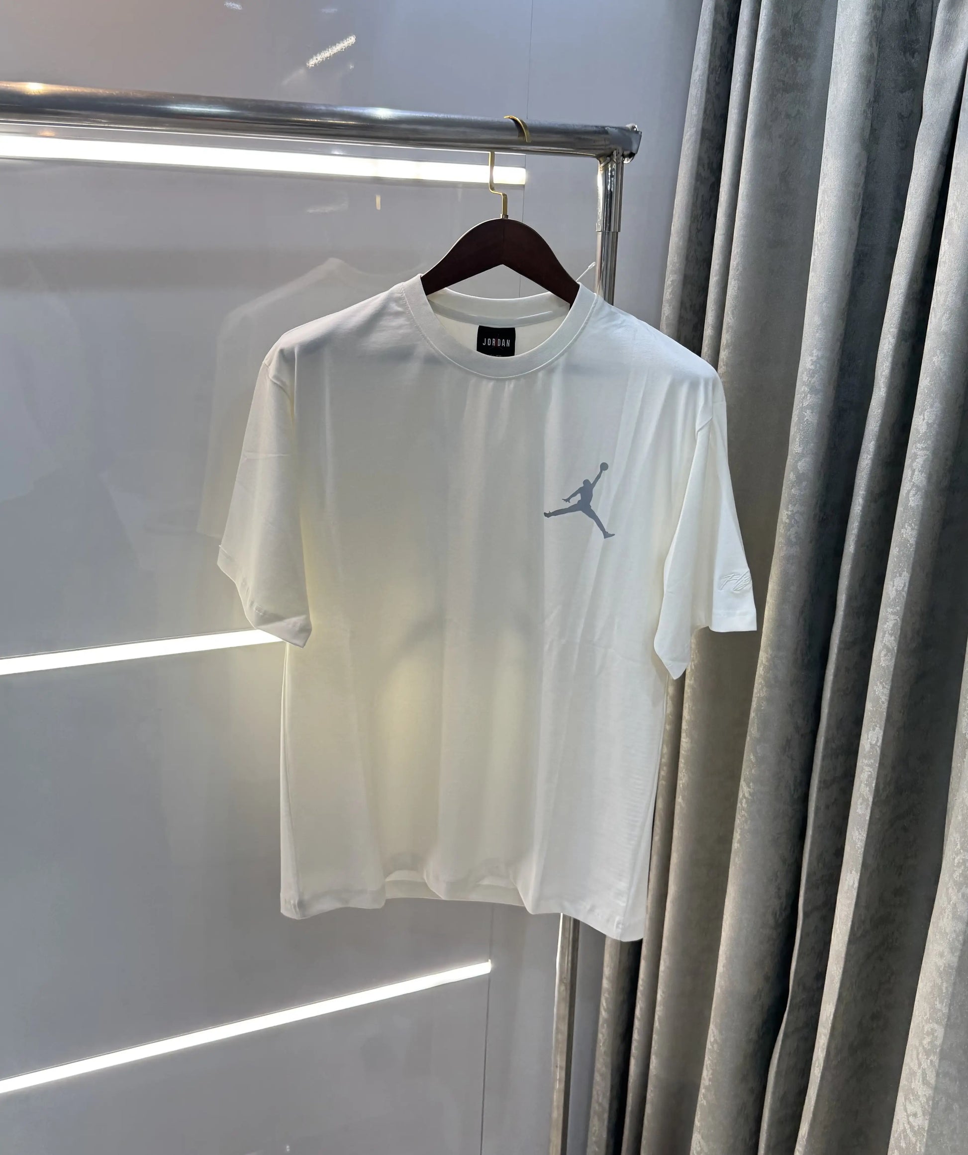 Air Jordan White Reflective Logo Print Imported Oversized T-Shirt