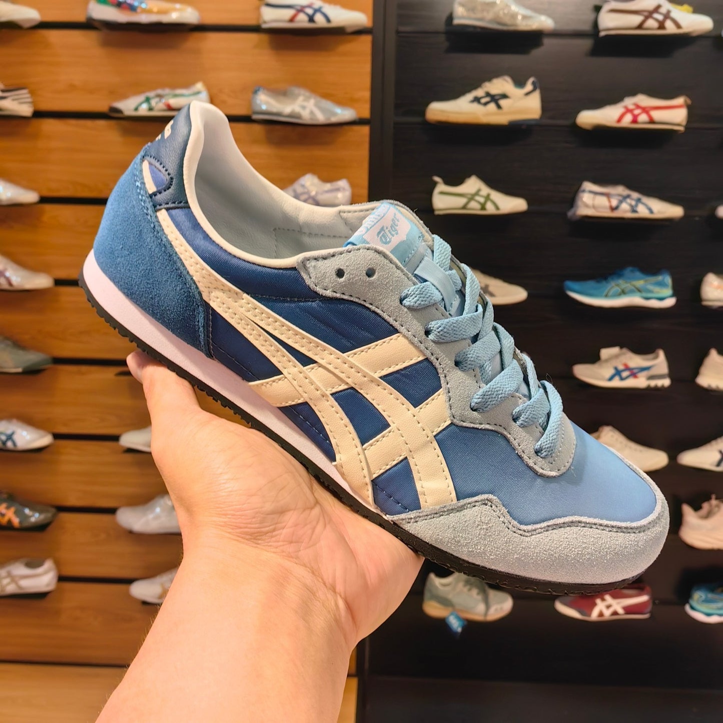 O.Tiger Serrano Arctic Sky White Peach Mens