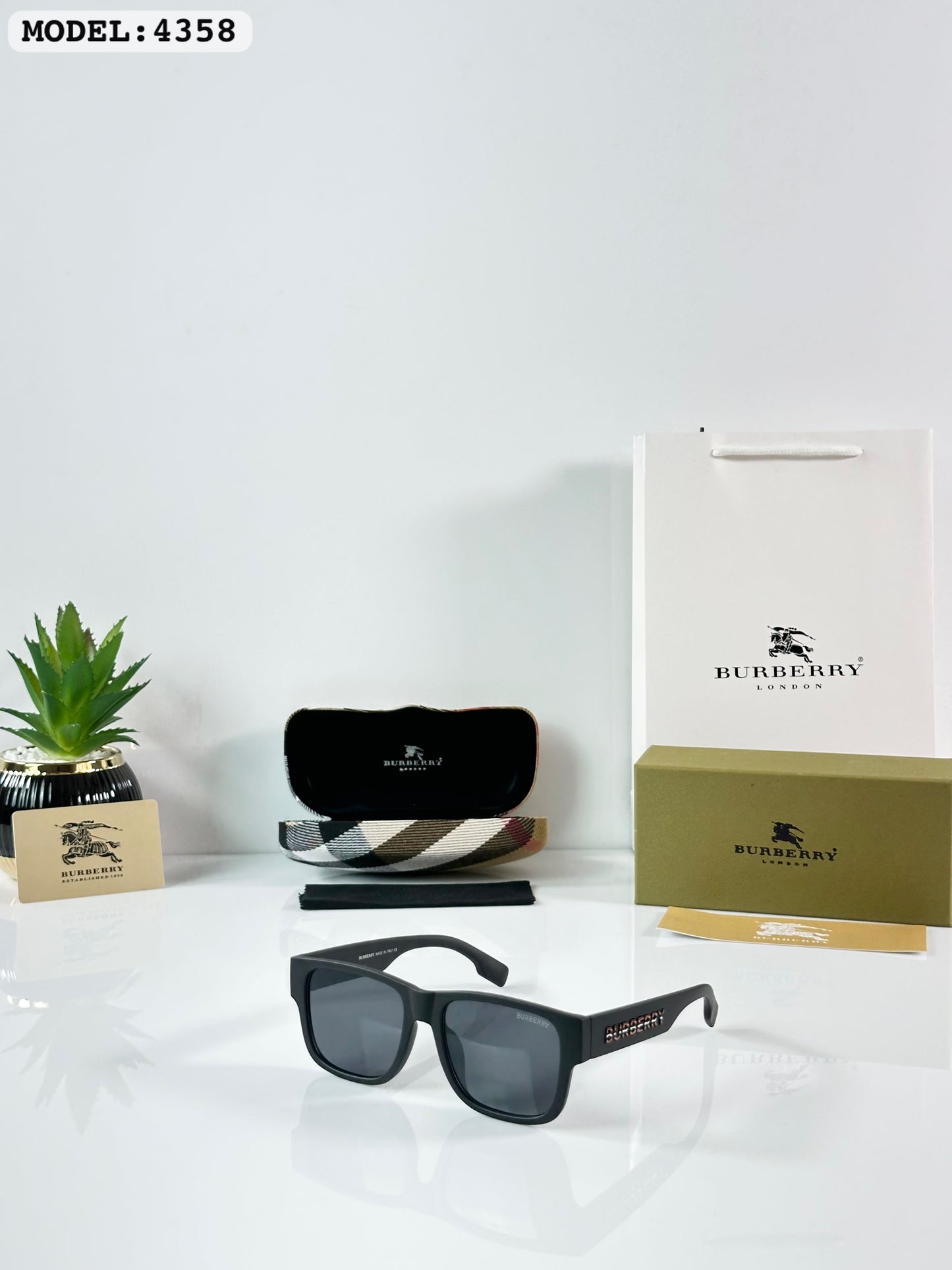 BR Black Multi Luxury Shades