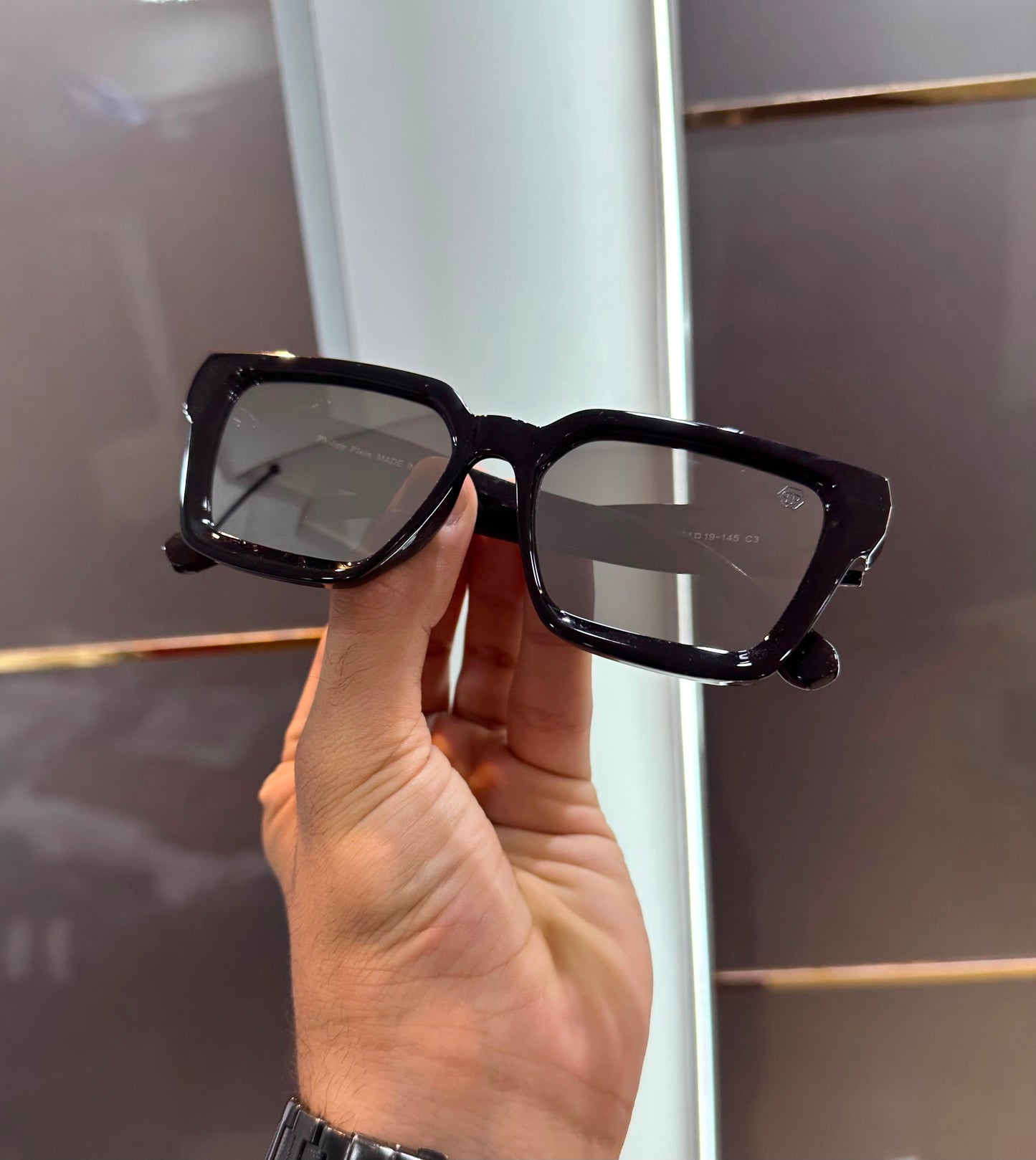 PHI Black Mirror Premium Shades